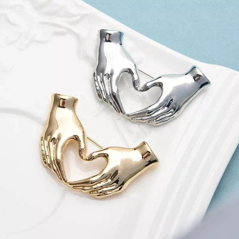 Wuli&baby Hand Pose Heart Brooches For Women Unisex 2-color Love Office Causal Brooch Pins Gifts Wuli&baby Hand Pose Heart Brooches For Women Unisex 2-color Love Office Causal Brooch Pins Gifts