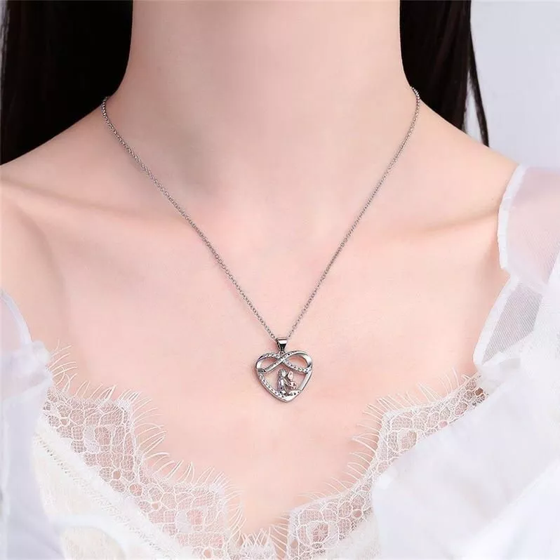 Dainty Endless Love Mother and Daughter Necklace for Women Exquisite Love Heart Shaped Pendant Clavicle Chain Mother's Day Gift Dainty Endless Love Mother and Daughter Necklace for Women Exquisite Love Heart Shaped Pendant Clavicle Chain Mother's Day Gift